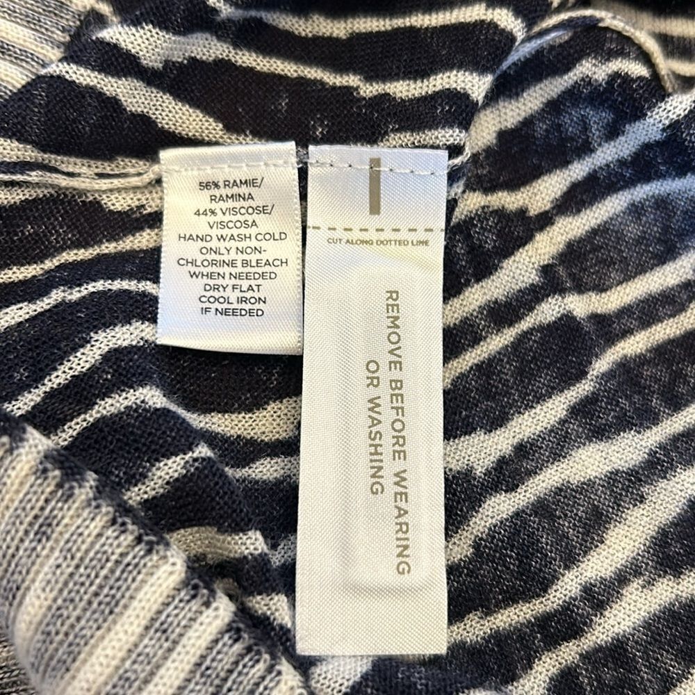 Loft blue white patterned long sleeve open cardigan Size M New - Picture 9 of 10